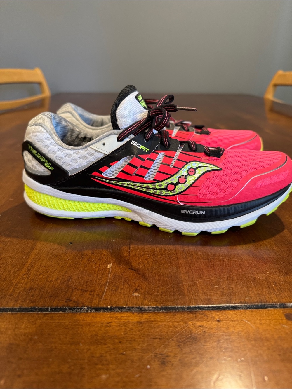 Saucony Women's Running Shoes - Cushioned Support - Picture 4 of 8